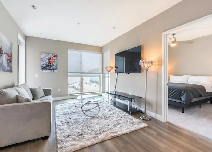 New Construction Modern Luxury Views Pool & Patio An