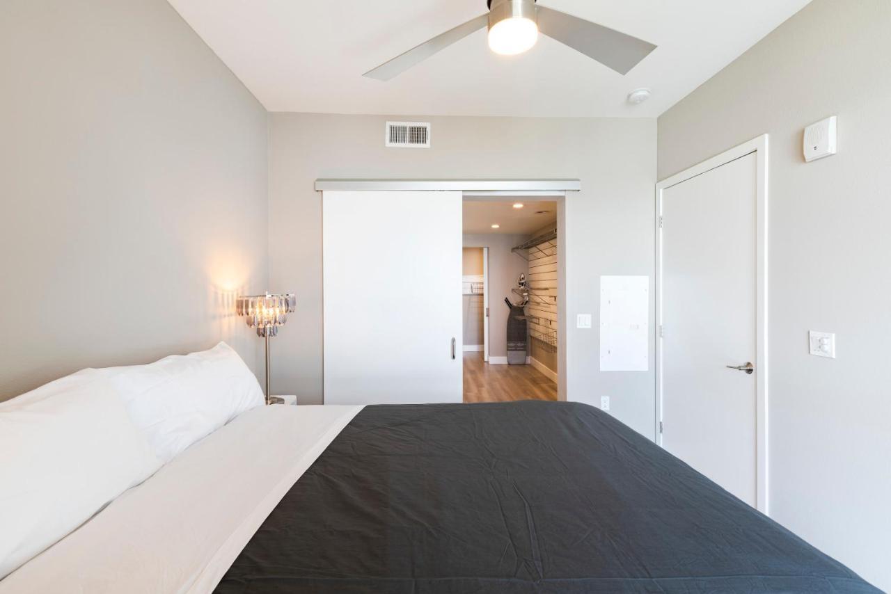 New Construction Modern Luxury Views Pool & Patio An Apartamento Los Ángeles